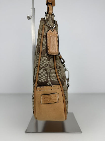 Coach hamptons leather and canvas clasp shoulder bag