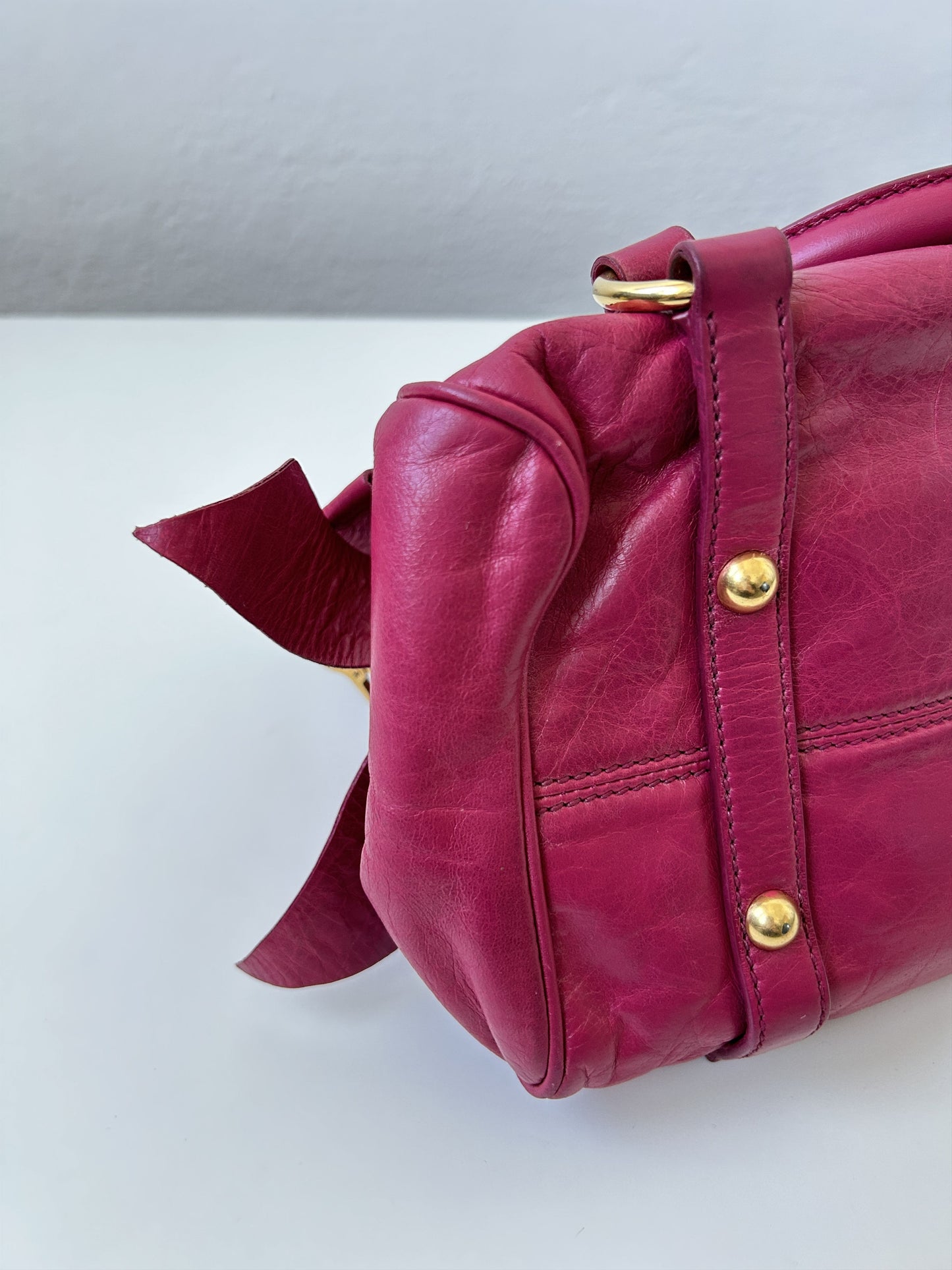 Vintage y2k miu miu vitello bow bag in pink