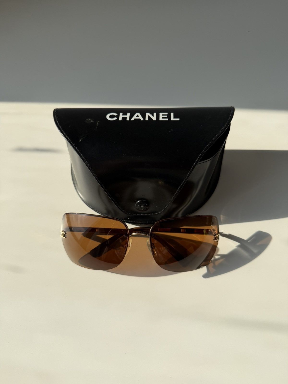 Vintage Chanel 4112 rimless sunglasses