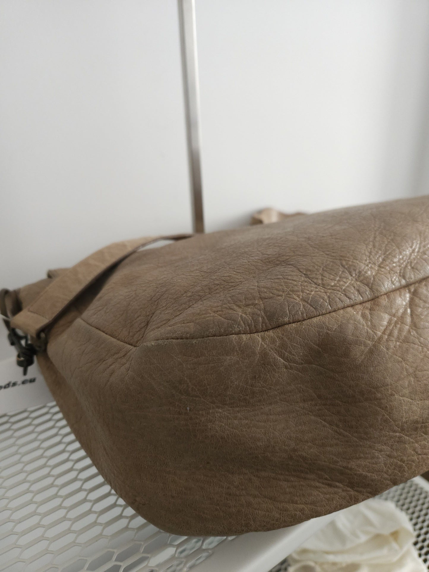 Balenciaga the folk messenger bag