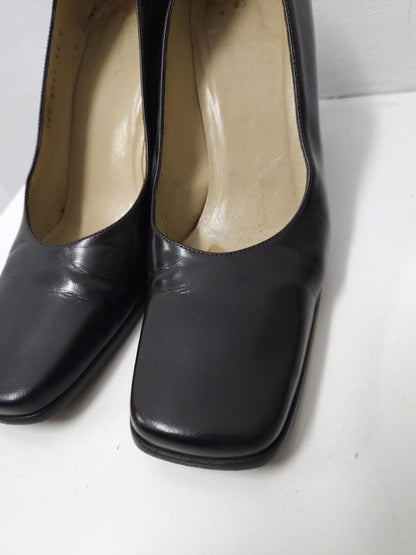 Archive Gucci square toe block heel pumps mules