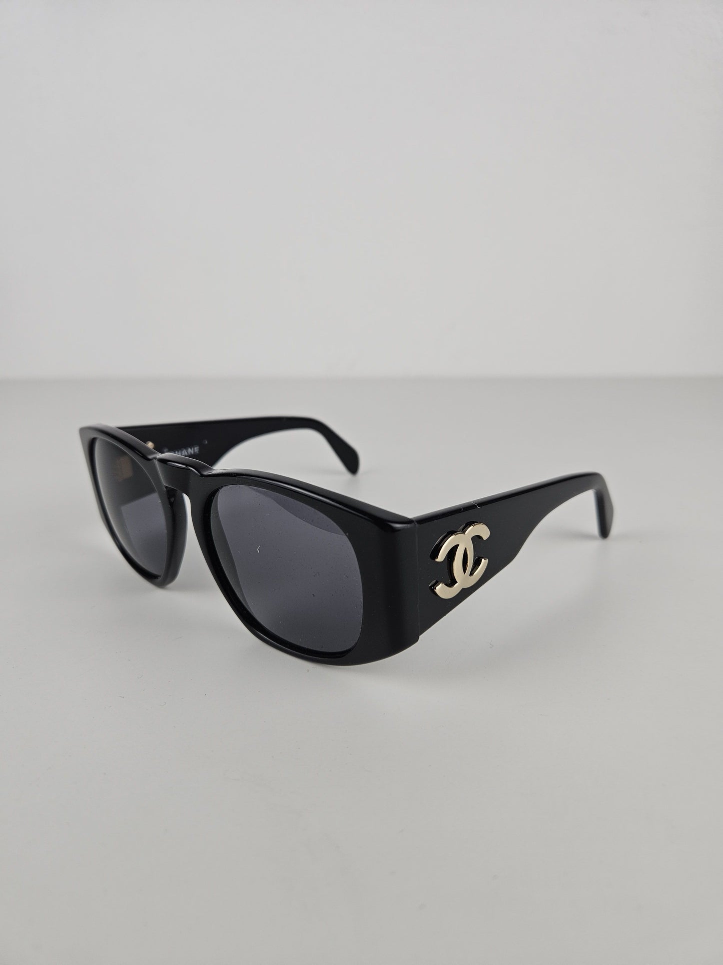 Vintage 90s Chanel 0004 10 oversized CC logo sunglasses