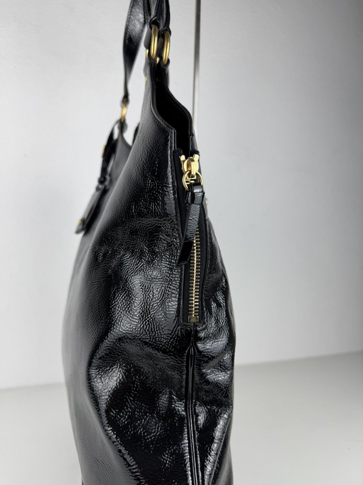 AW2007 Yves Saint Laurent Rive Gauche sac metropolis patent leather tote bag