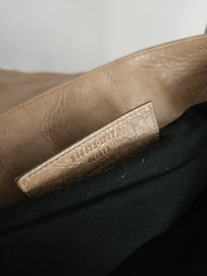 Balenciaga the folk messenger bag