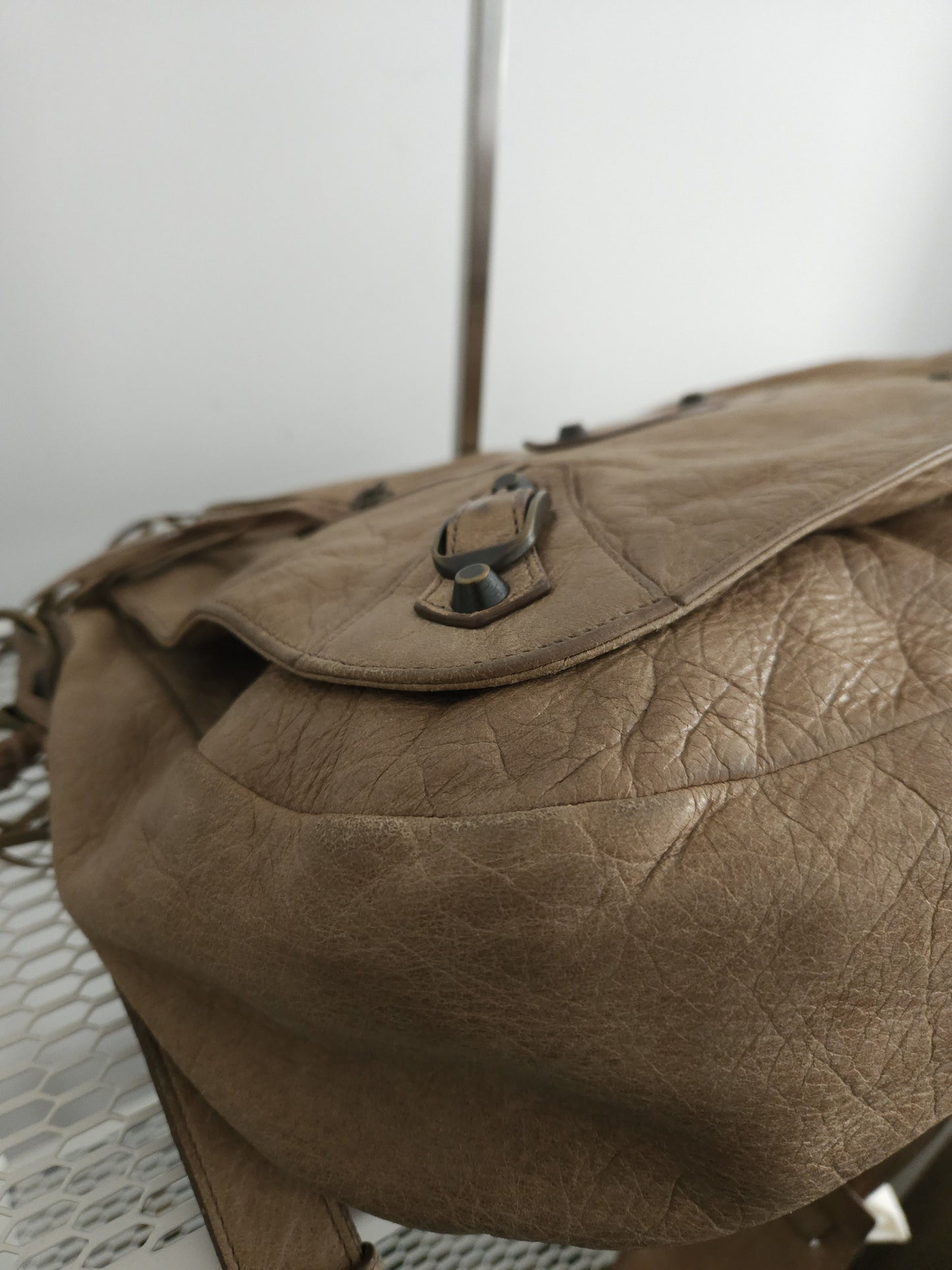 Balenciaga the folk messenger bag