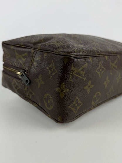 Vintage 80s Louis Vuitton monogram trousse 28 toiletry bag
