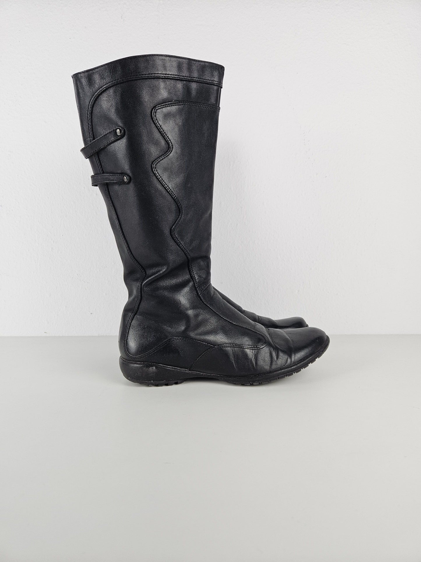 Vintage y2k avant garde leather biker boots