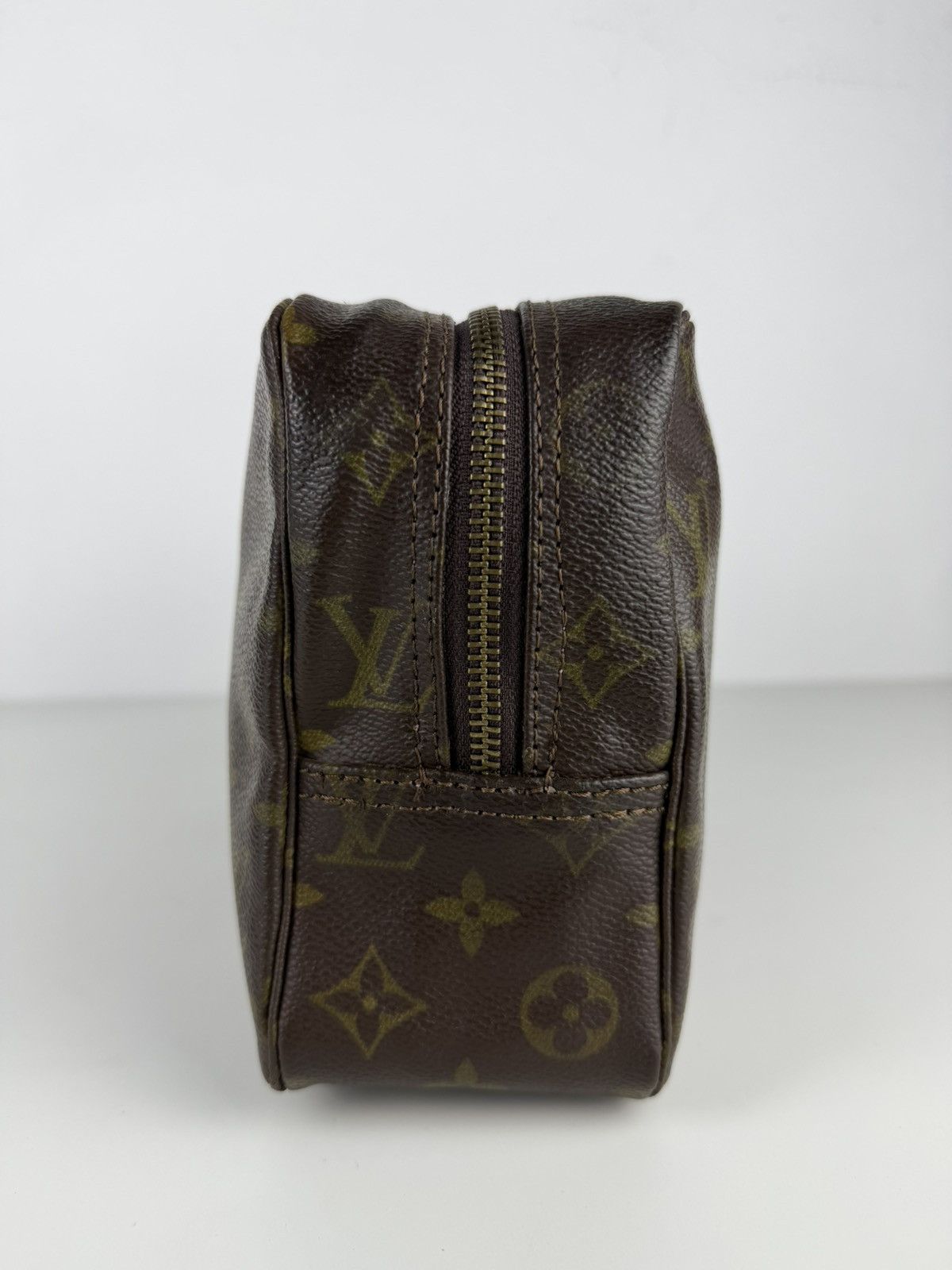 Vintage 80s Louis Vuitton monogram trousse 28 toiletry bag