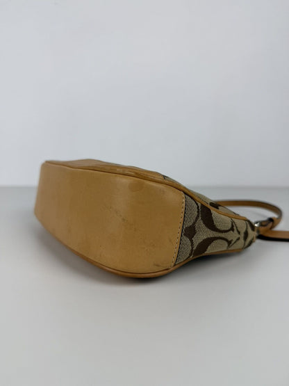 Coach signature demi mini pouch