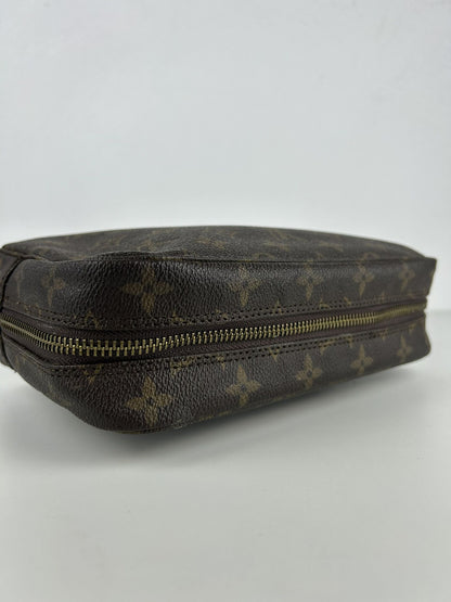 Vintage 80s Louis Vuitton monogram trousse 23 toiletry bag