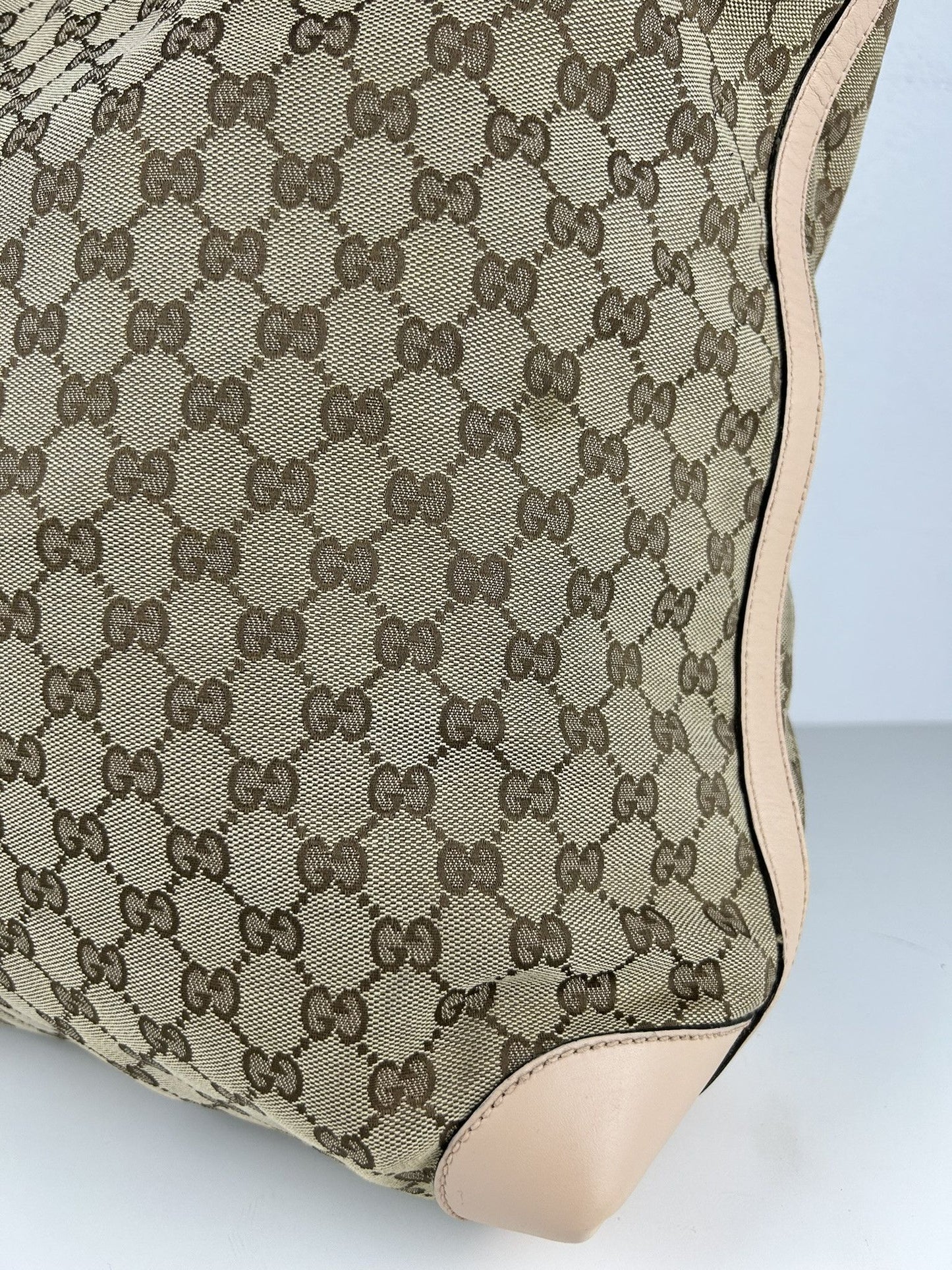 Gucci GG monogram canvas tote bag with pouch