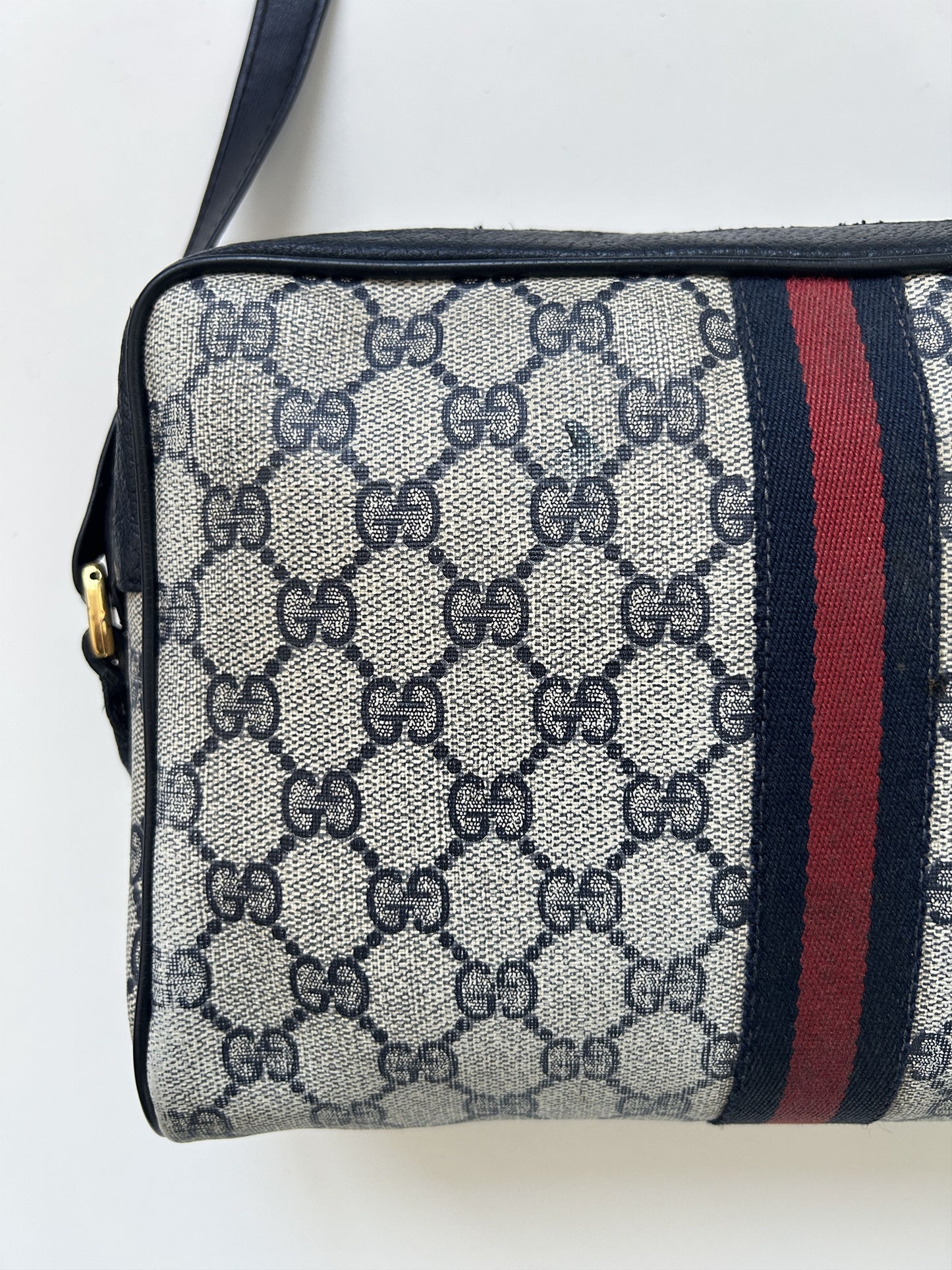 Vintage 80s gucci monogram messenger bag