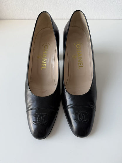 Vintage chanel CC logo block heels