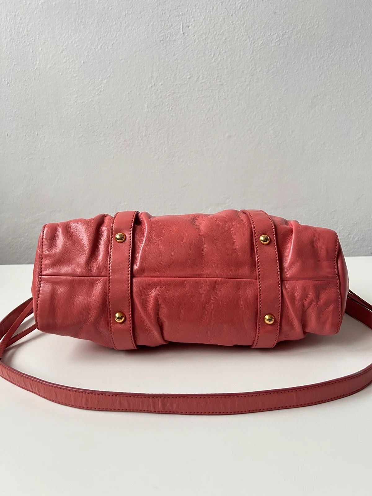 Miu miu vitello bauletto aperto handbag in coral pink
