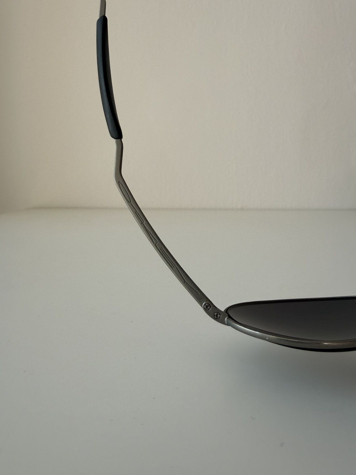 Vintage 90s Oakley wire 1 gen sunglasses