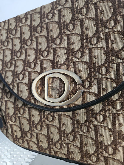 Vintage 80s Dior trotter chain flap shoulder/ crossbody bag