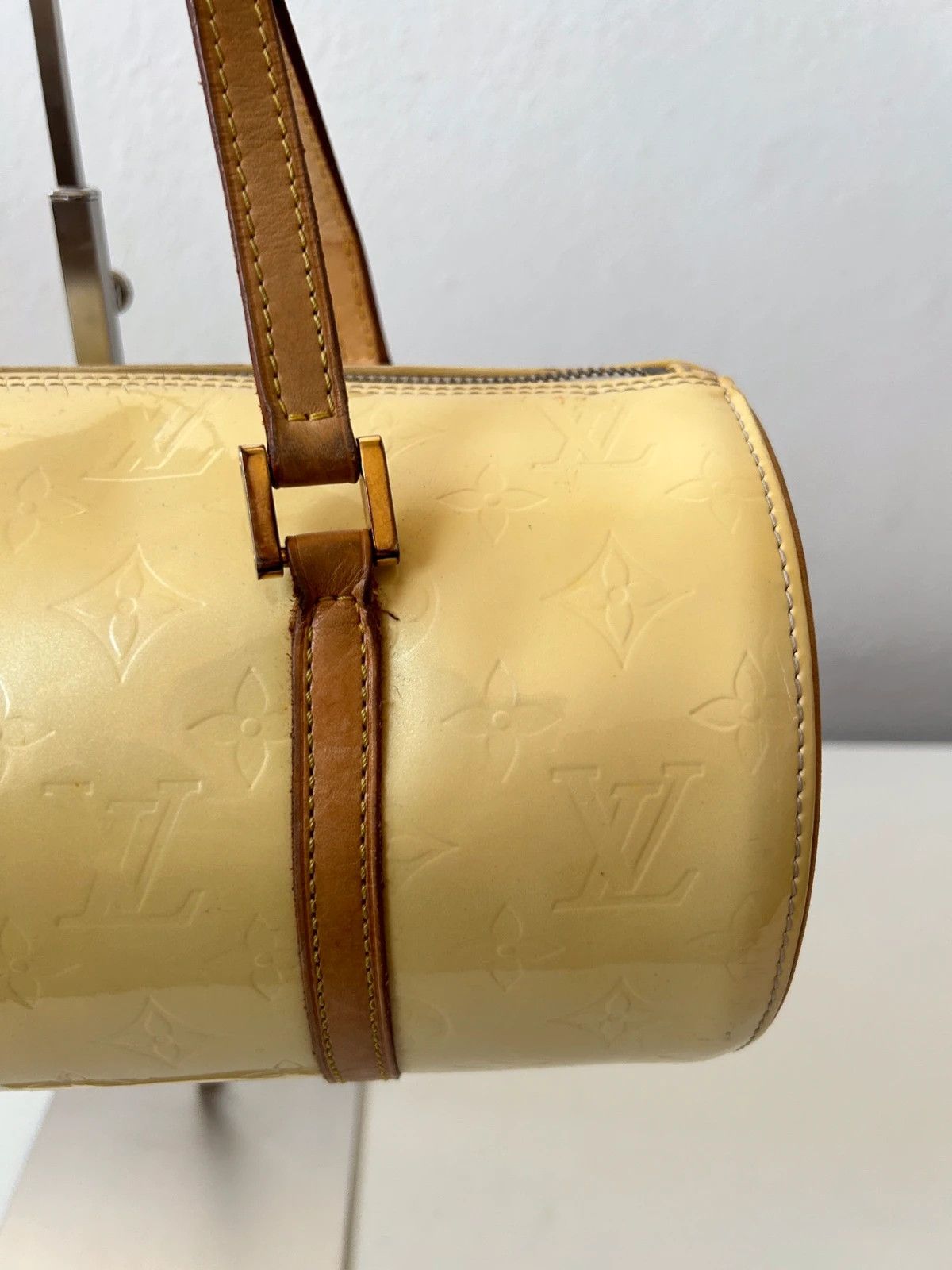 Louis Vuitton Bedford vernis monogram patent leather handbag