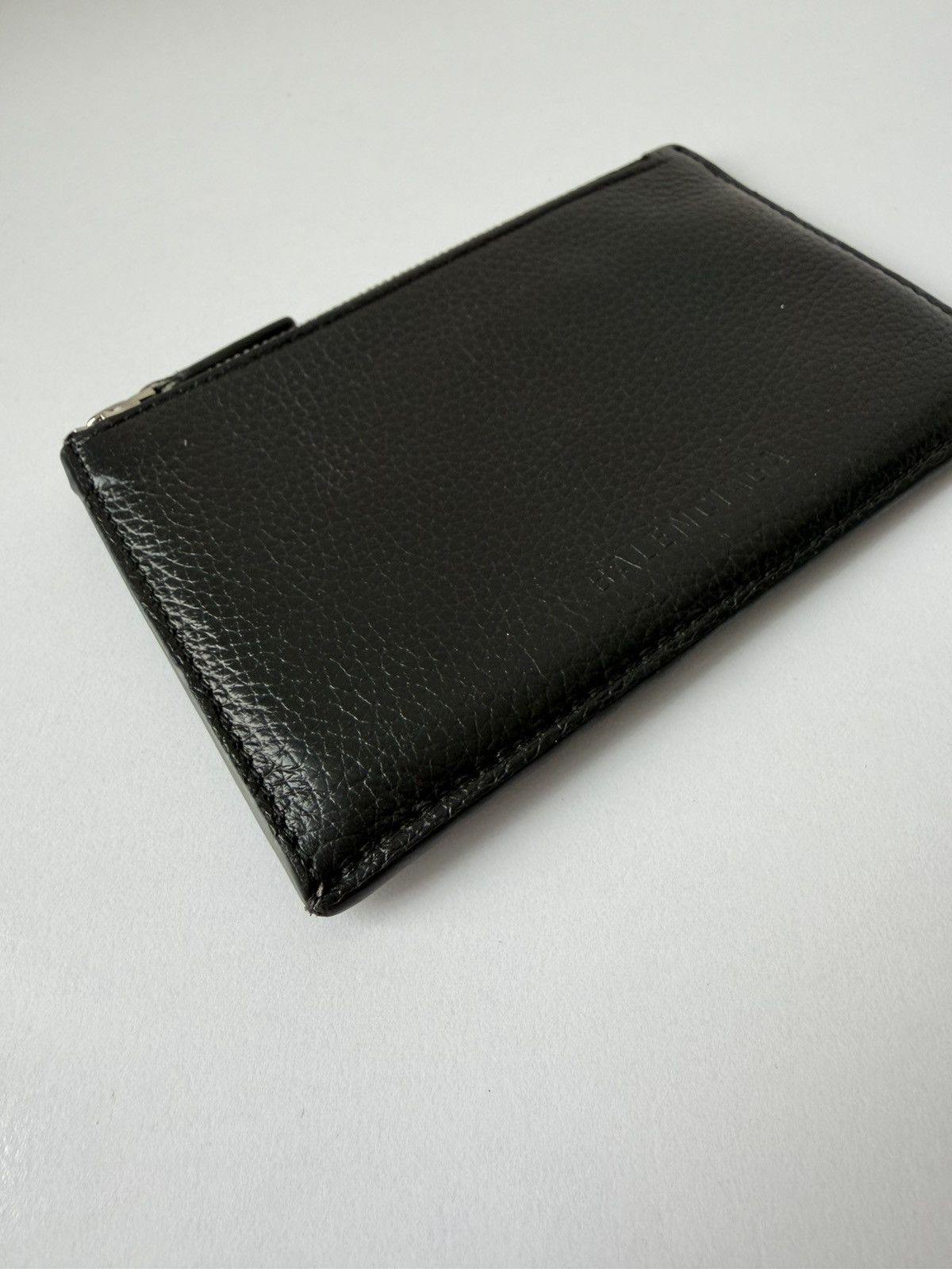 Balenciaga essential leather cardholder