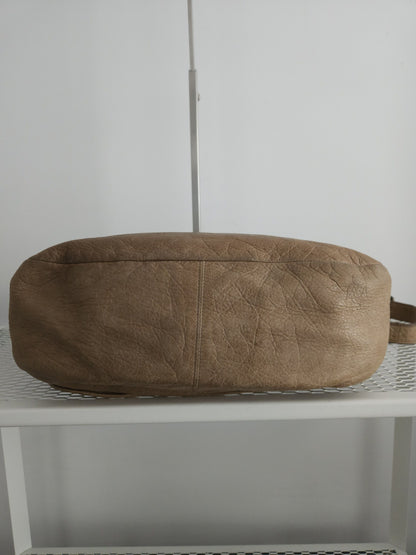 Balenciaga the folk messenger bag