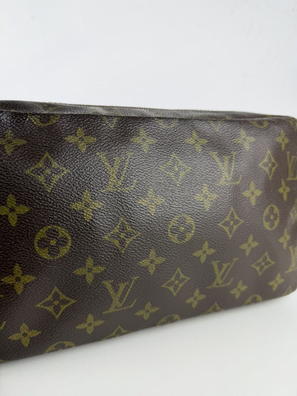Vintage 80s Louis Vuitton monogram trousse 28 toiletry bag