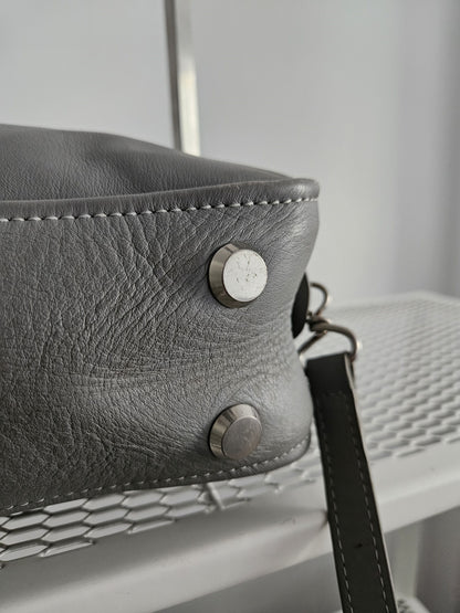 AW2017 Balenciaga triangle duffle bag M