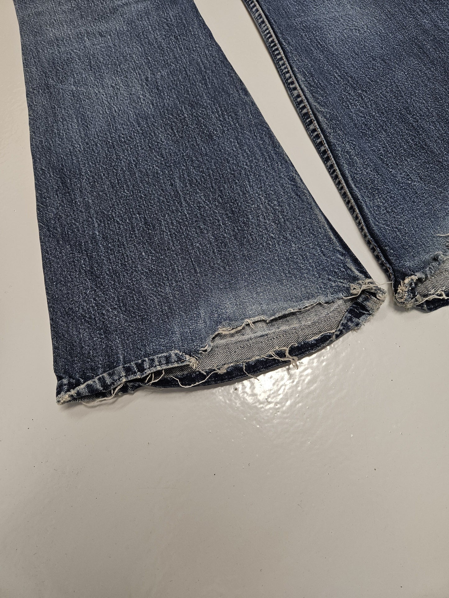 Vintage y2k levis 544 distressed flared denim