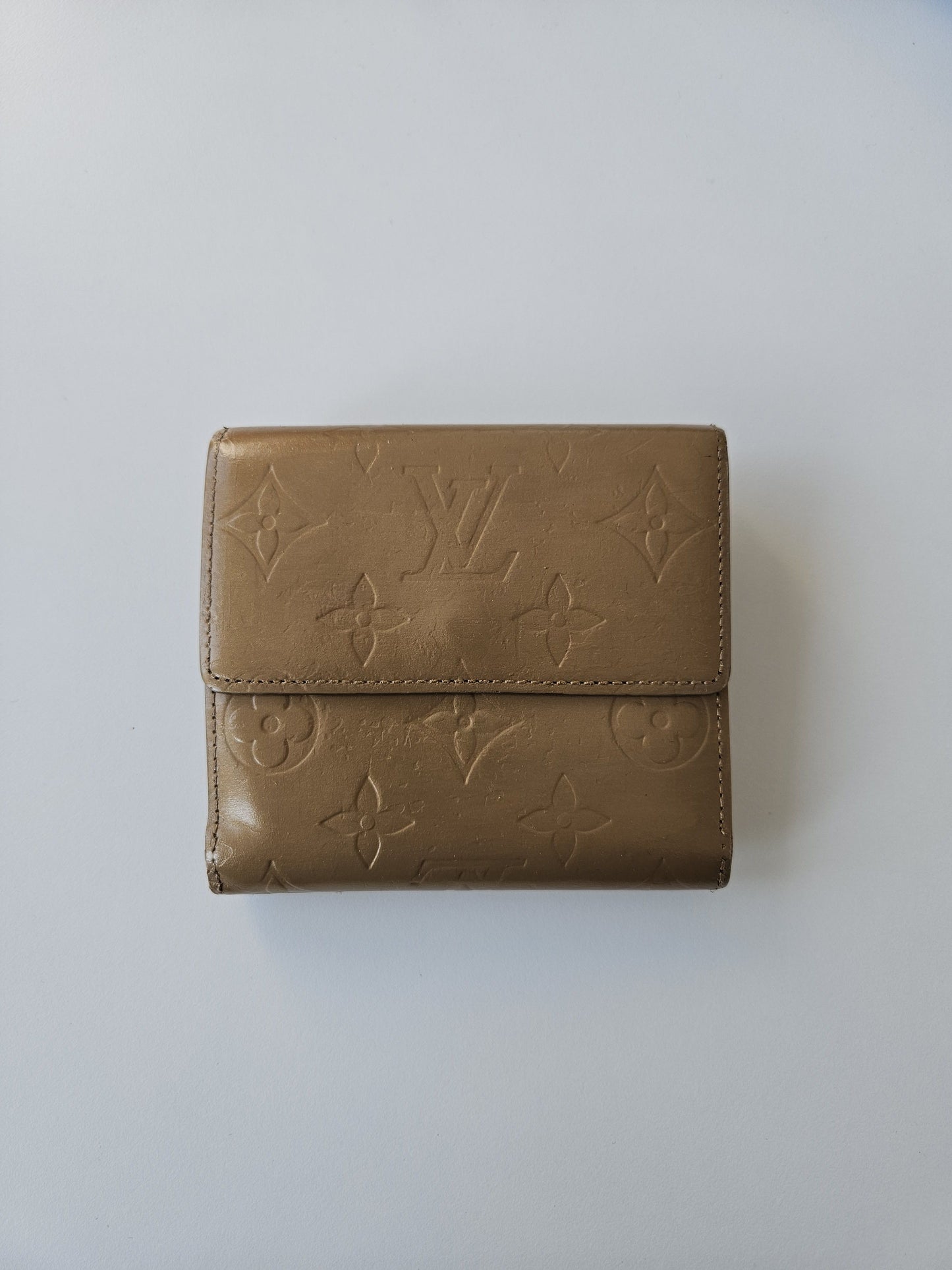Louis vuitton monogram trifold wallet