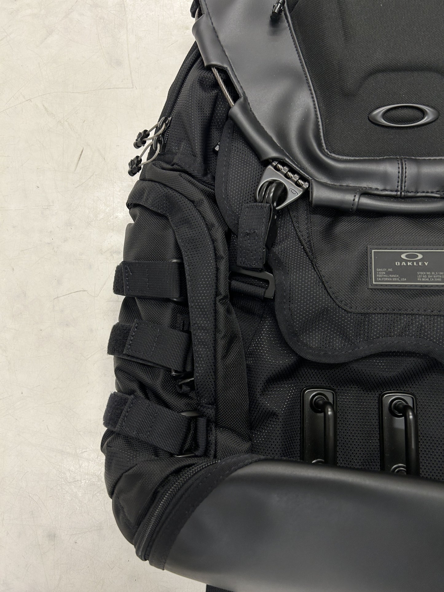 Oakley kitchen sink backpack stealth black