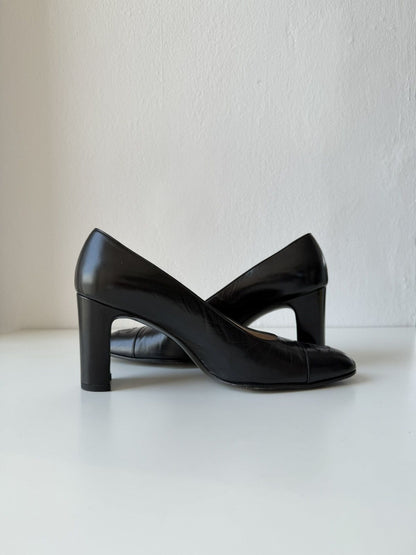 Vintage chanel CC logo block heels