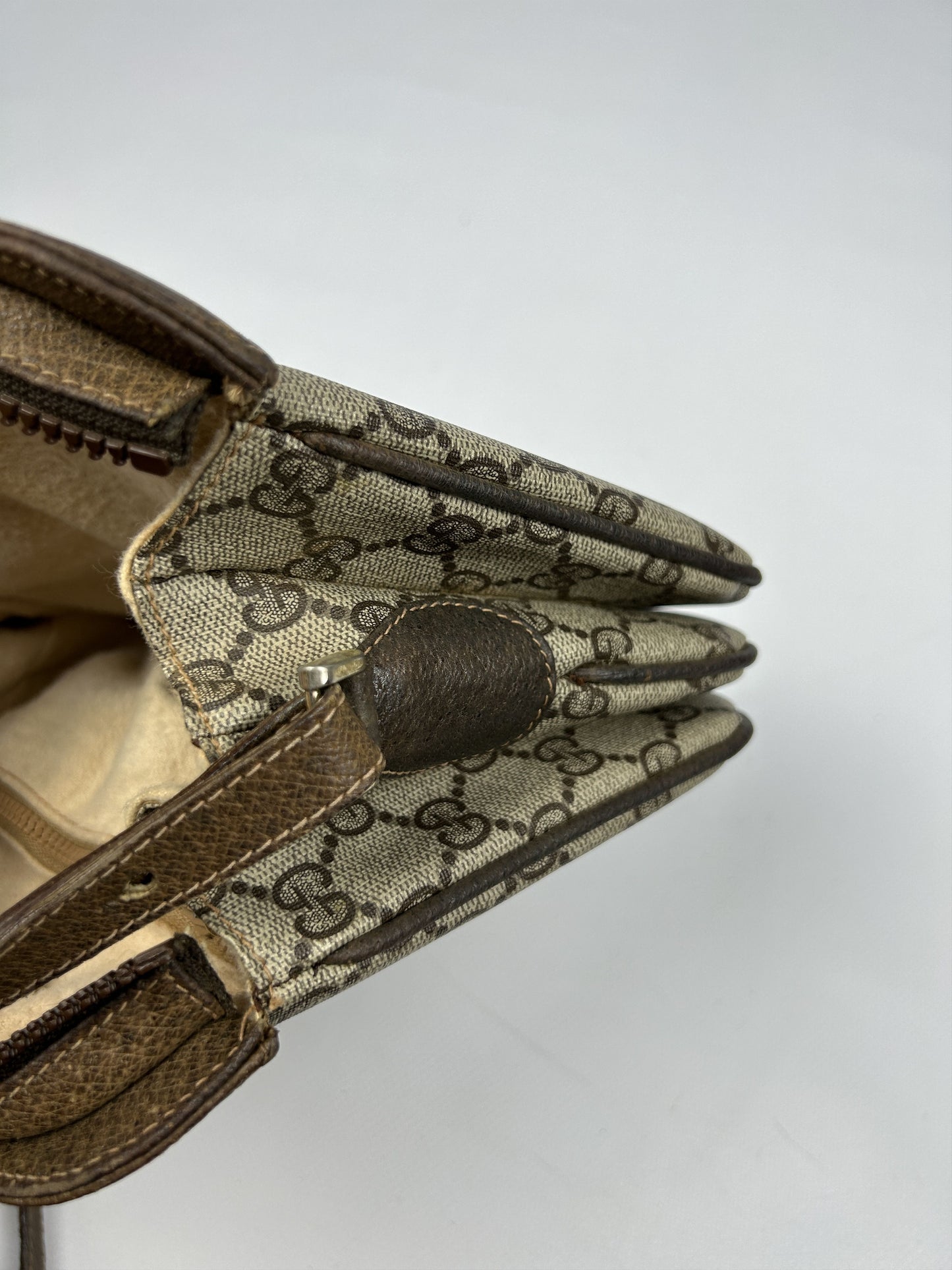 Vintage 80s Gucci GG monogram shoulder/ crossbody bag