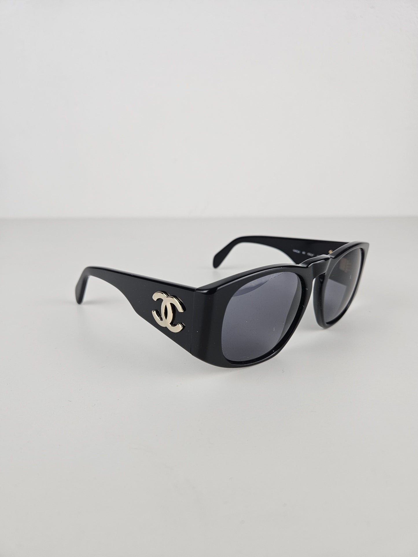 Vintage 90s Chanel 0004 10 oversized CC logo sunglasses
