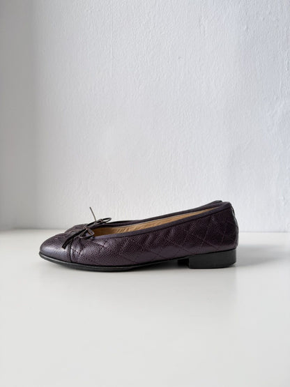 Vintage Chanel ribbon CC logo ballet flats