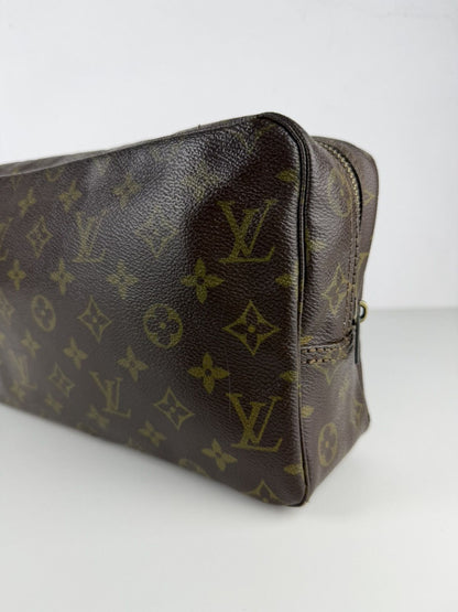 Vintage 80s Louis Vuitton monogram trousse 28 toiletry bag