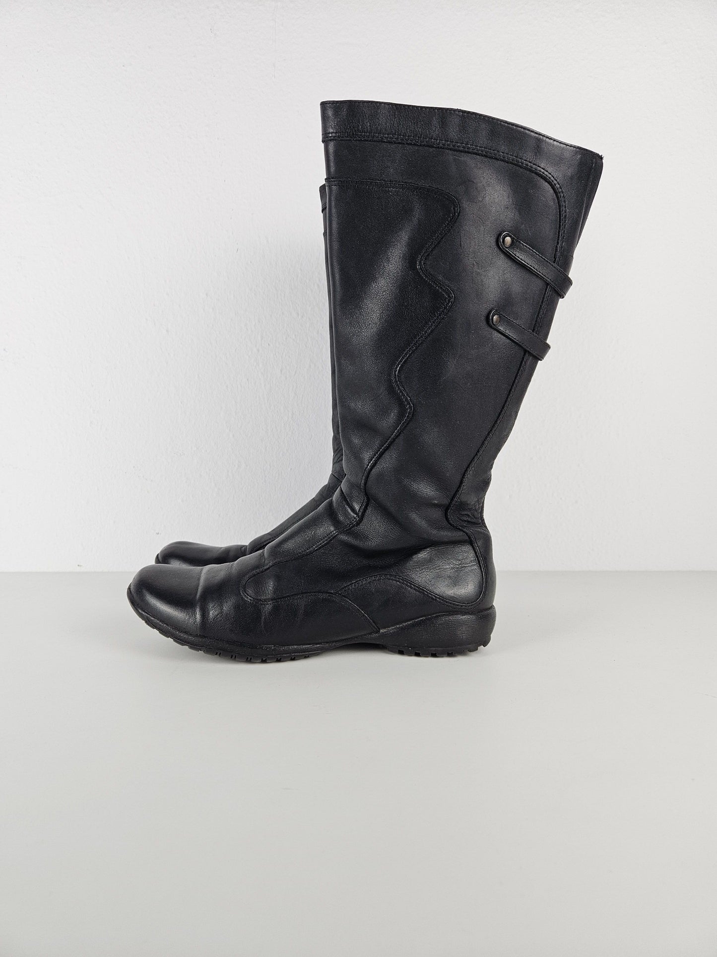 Vintage y2k avant garde leather biker boots