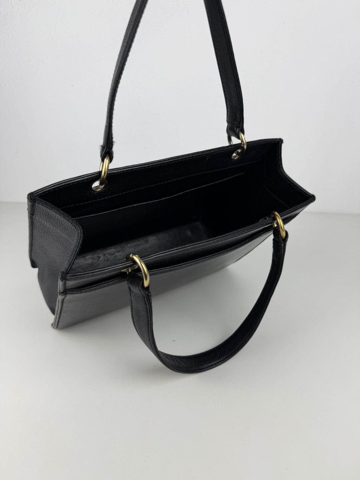 Vintage Chanel caviar 2.55 executive tote mini size