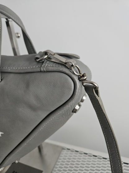 AW2017 Balenciaga triangle duffle bag M