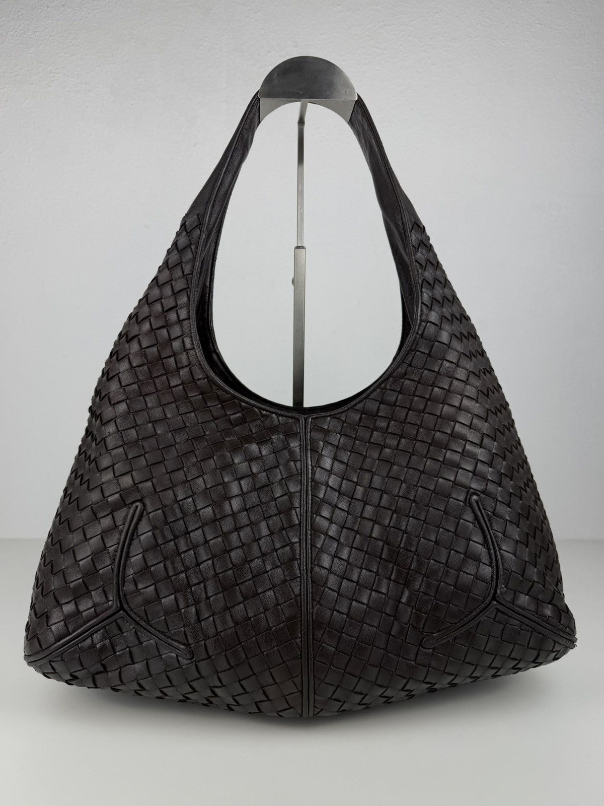 Bottega Veneta intrecciato ball hobo handbag