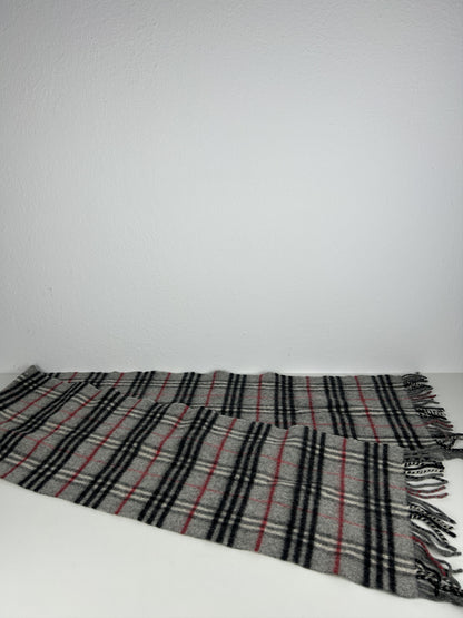 Vintage Burberry gray nova check wool scarf