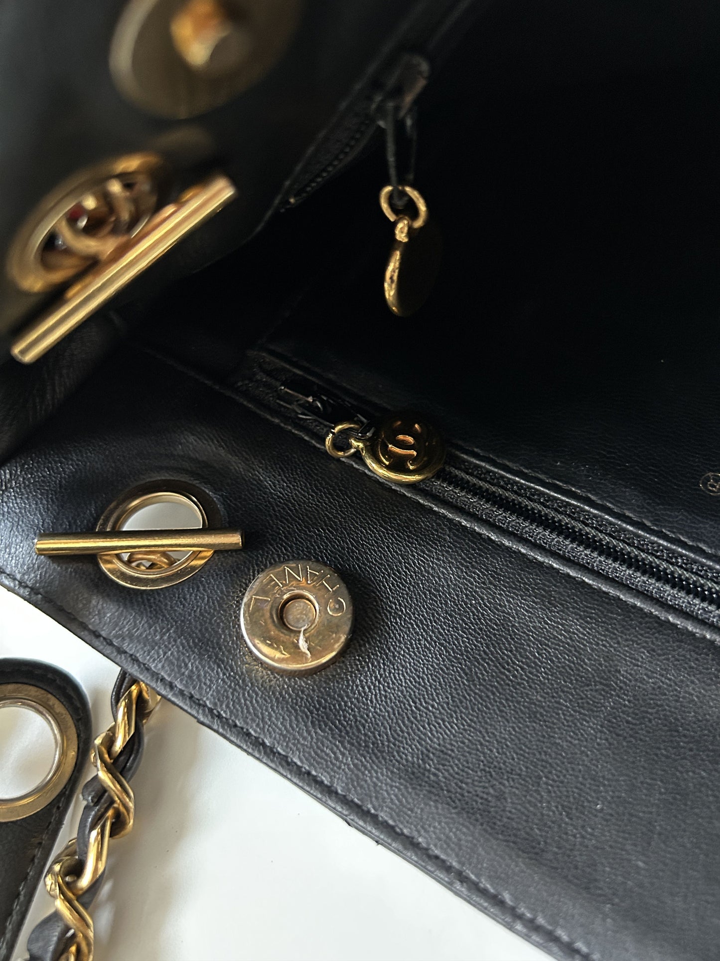 Vintage 90s chanel quilted lambskin matelasse shoulder bag