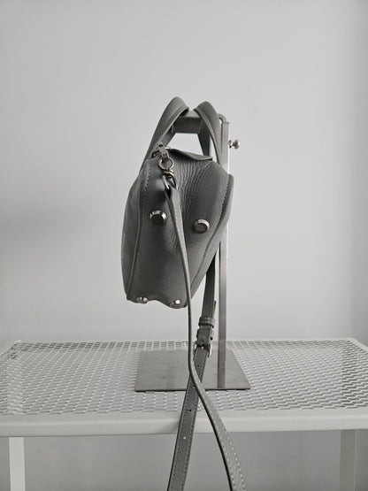 AW2017 Balenciaga triangle duffle bag M