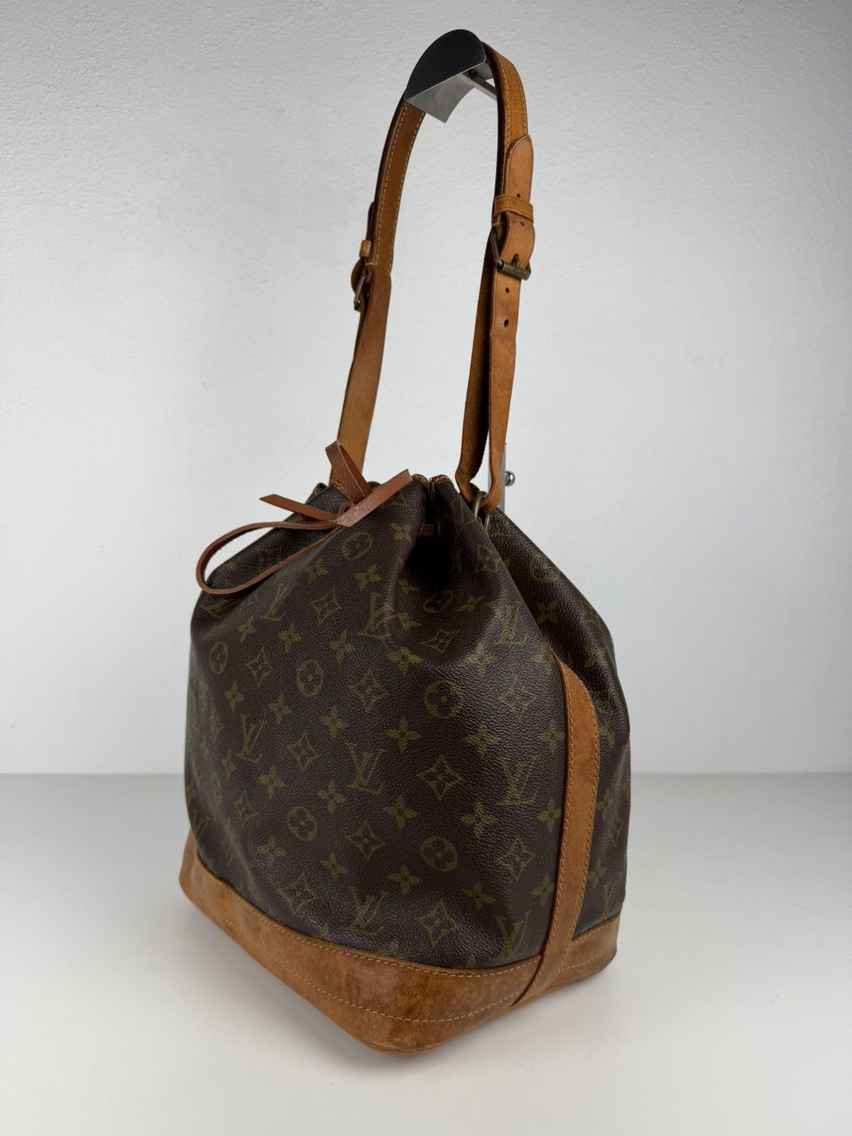 Vintage 80s Louis Vuitton monogram Noe GM