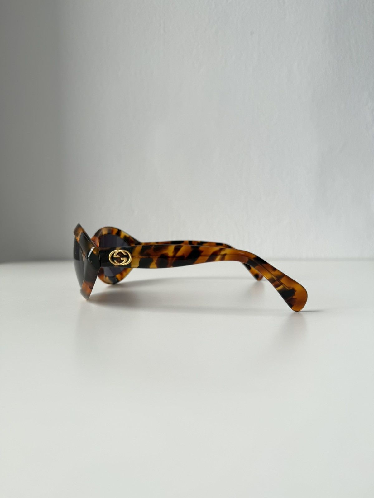 Vintage Gucci GG2402/N/S sunglasses Tom Ford era