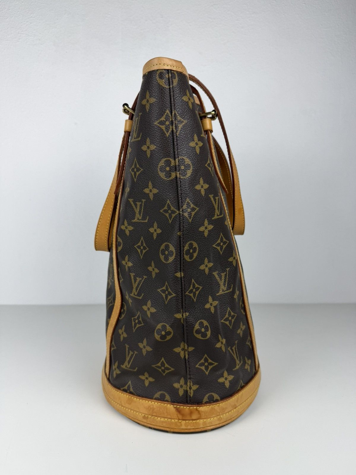 Vintage Louis Vuitton monogram bucket GM