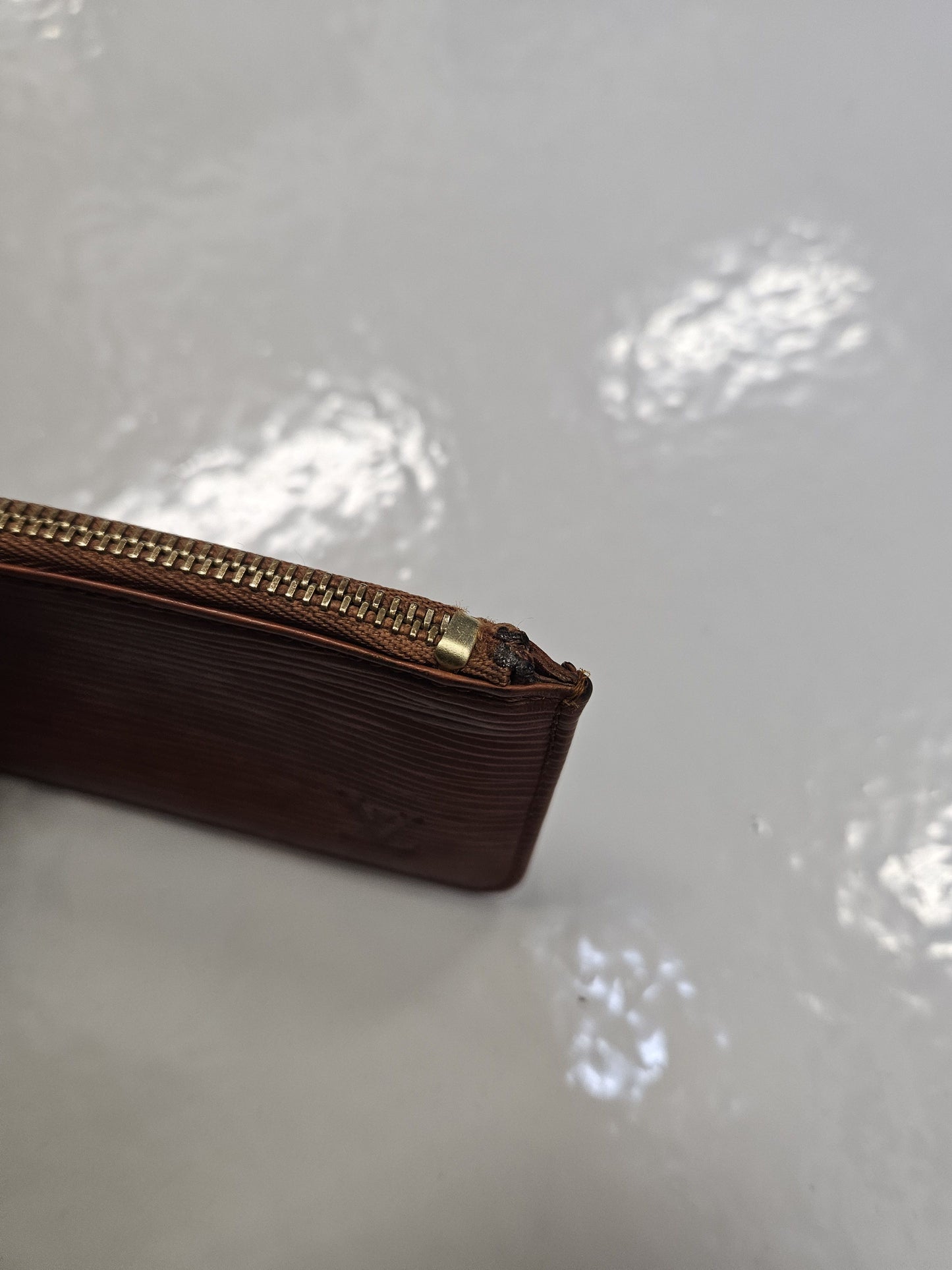 Vintage Louis Vuitton epi leather pochette cle
