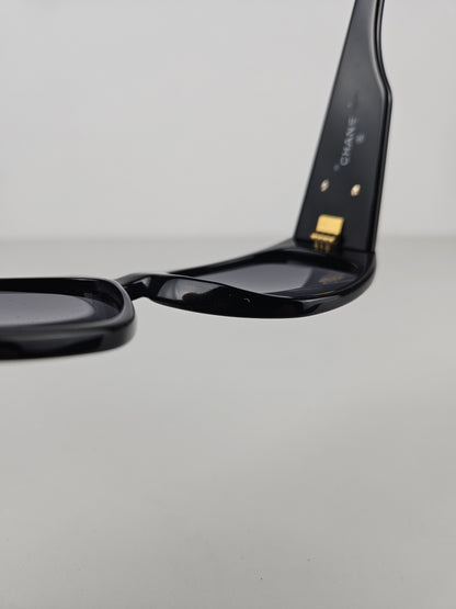 Vintage 90s Chanel 0004 10 oversized CC logo sunglasses