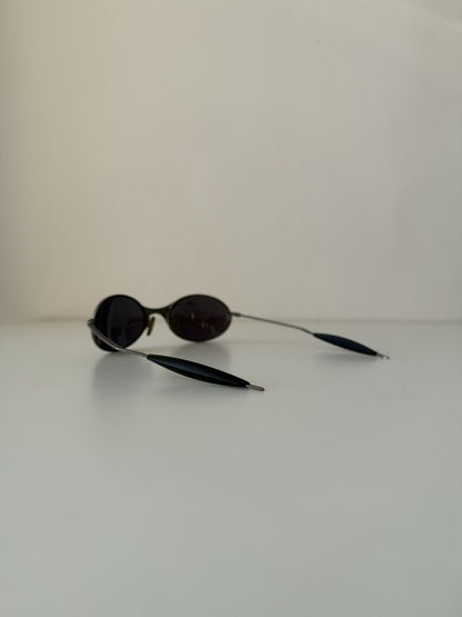 Vintage 90s Oakley wire 1 gen sunglasses