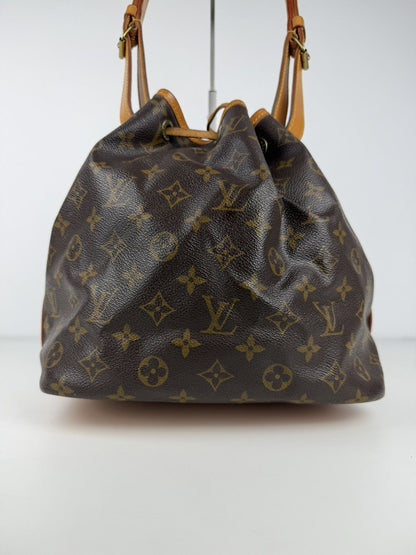 Vintage Louis Vuitton monogram Noe PM