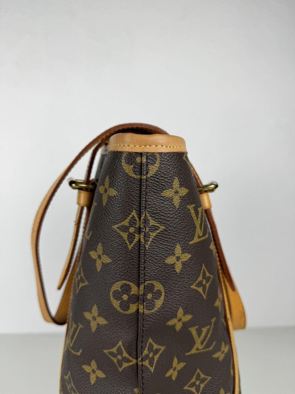 Vintage Louis Vuitton monogram bucket GM