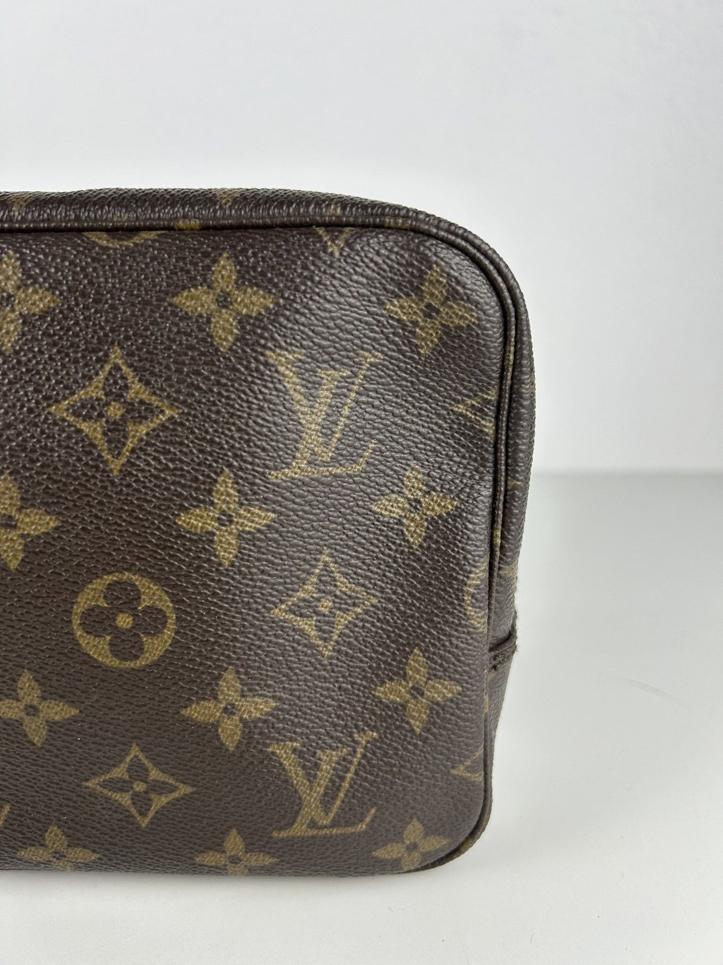 Vintage 80s Louis Vuitton monogram trousse 23 toiletry bag