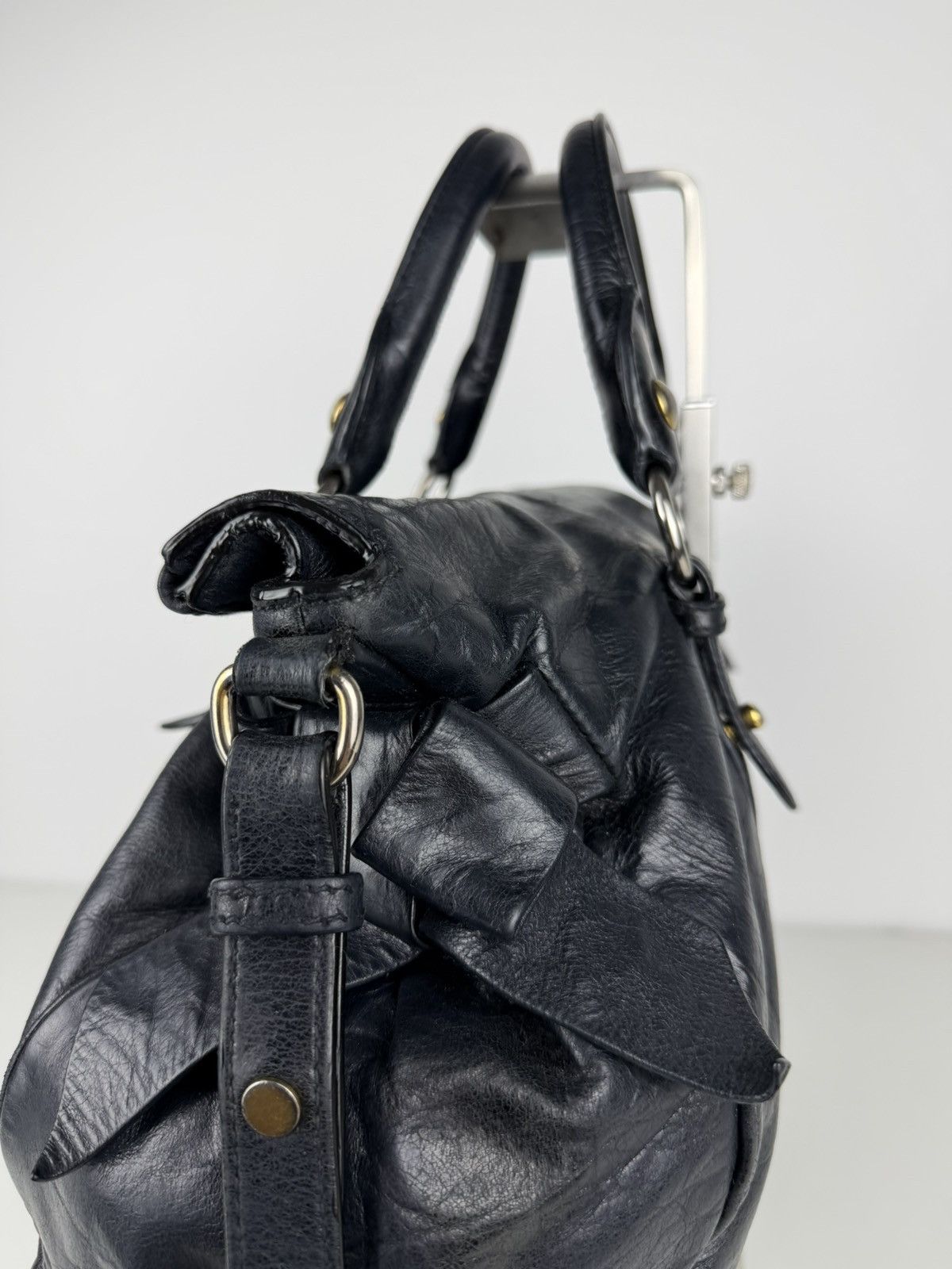 Miu miu vitello bow bag in deep navy